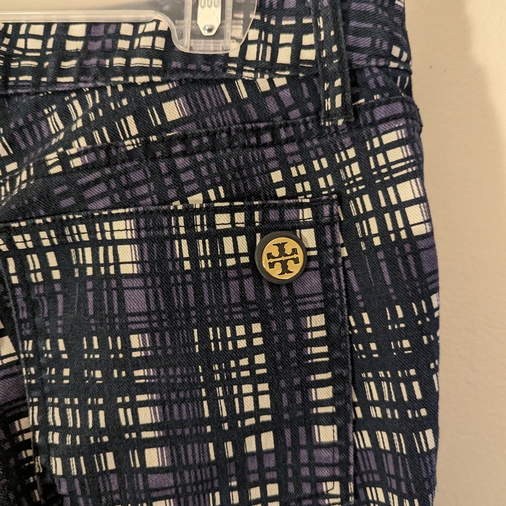 Tory Burch Connor Tab Front Skinny Jeans - Picture 7 of 12